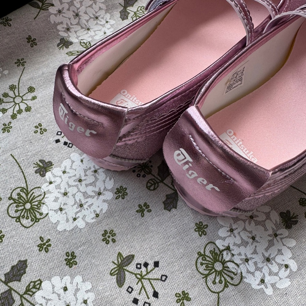Onitsuka Tiger Double-Buckle Metallic Pink Mary Jane Ballet Flats - Picture 8 of 8